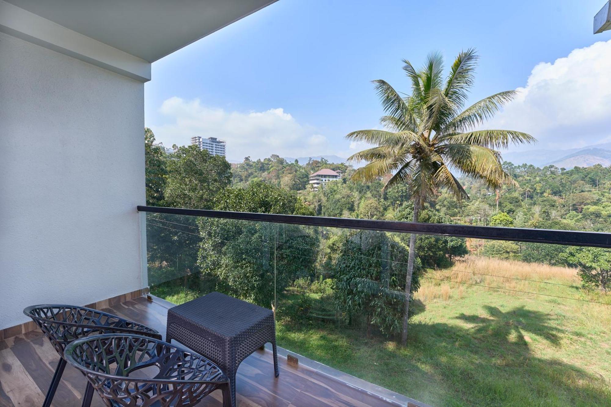 Velvet Revive Munnar Hotell Exteriör bild